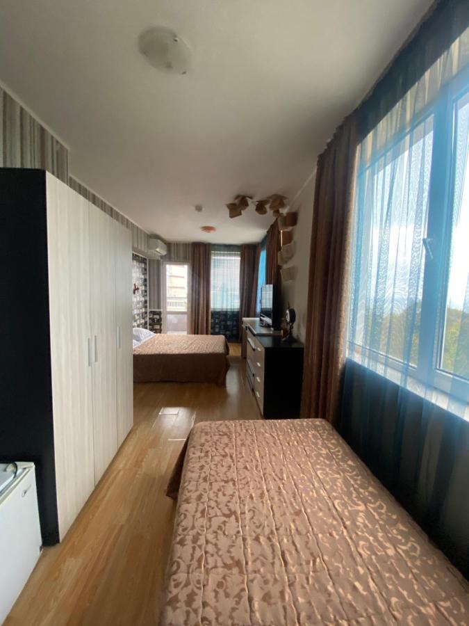 Apartments Danita & Restaurant&Pool Bar Varna ภายนอก รูปภาพ