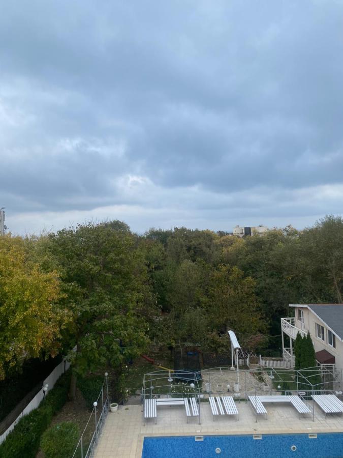 Apartments Danita & Restaurant&Pool Bar Varna ภายนอก รูปภาพ