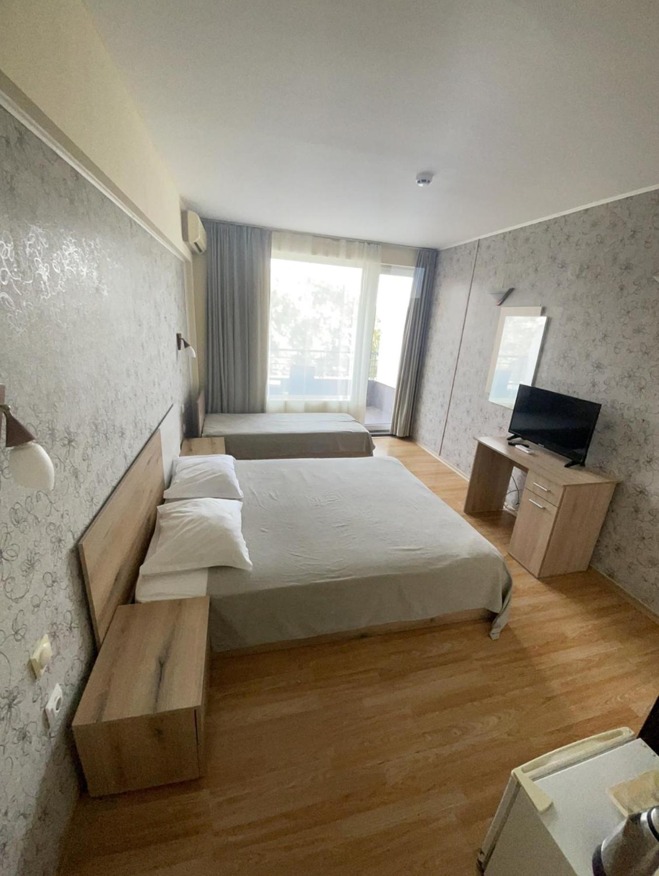 Apartments Danita & Restaurant&Pool Bar Varna ภายนอก รูปภาพ