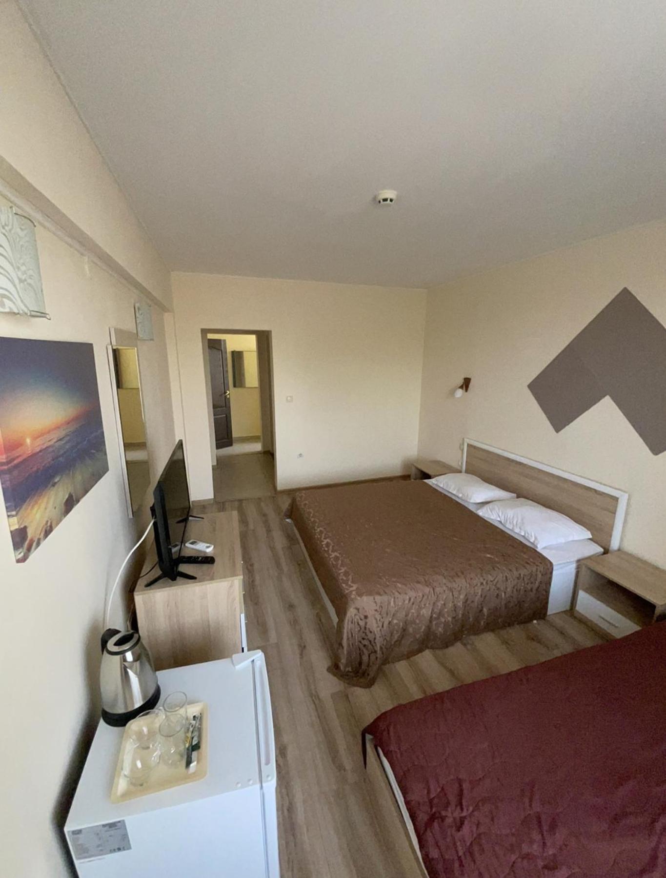 Apartments Danita & Restaurant&Pool Bar Varna ภายนอก รูปภาพ