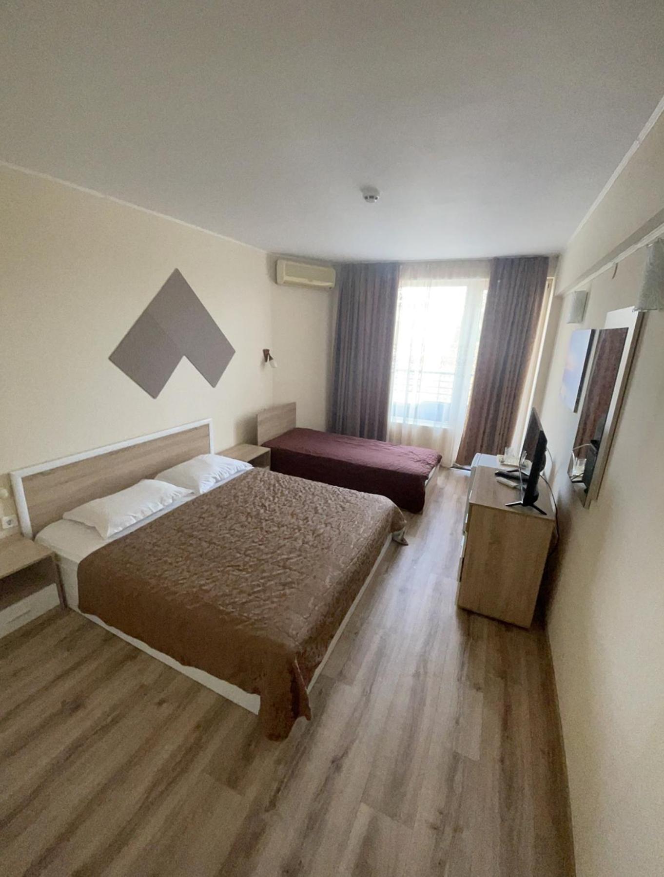 Apartments Danita & Restaurant&Pool Bar Varna ภายนอก รูปภาพ
