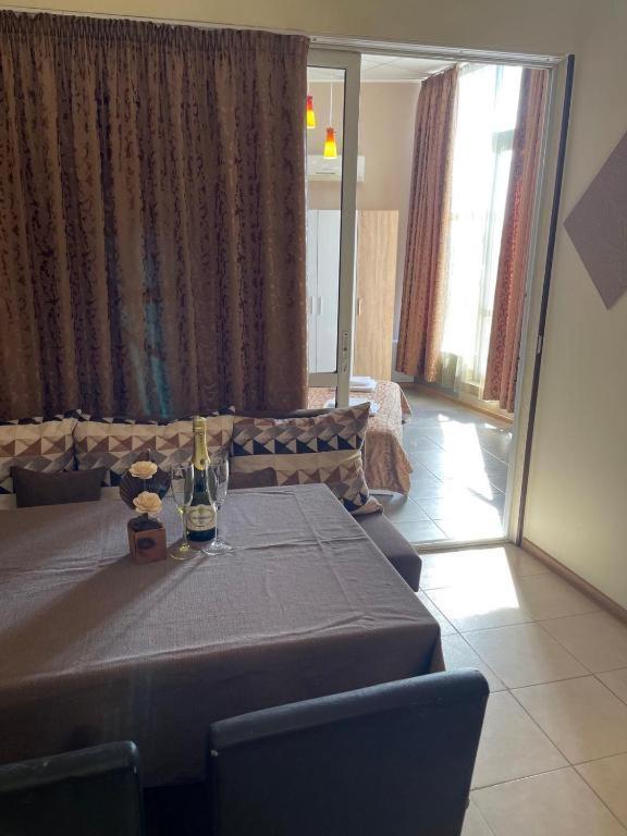 Apartments Danita & Restaurant&Pool Bar Varna ภายนอก รูปภาพ