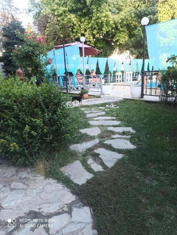 Apartments Danita & Restaurant&Pool Bar Varna ภายนอก รูปภาพ